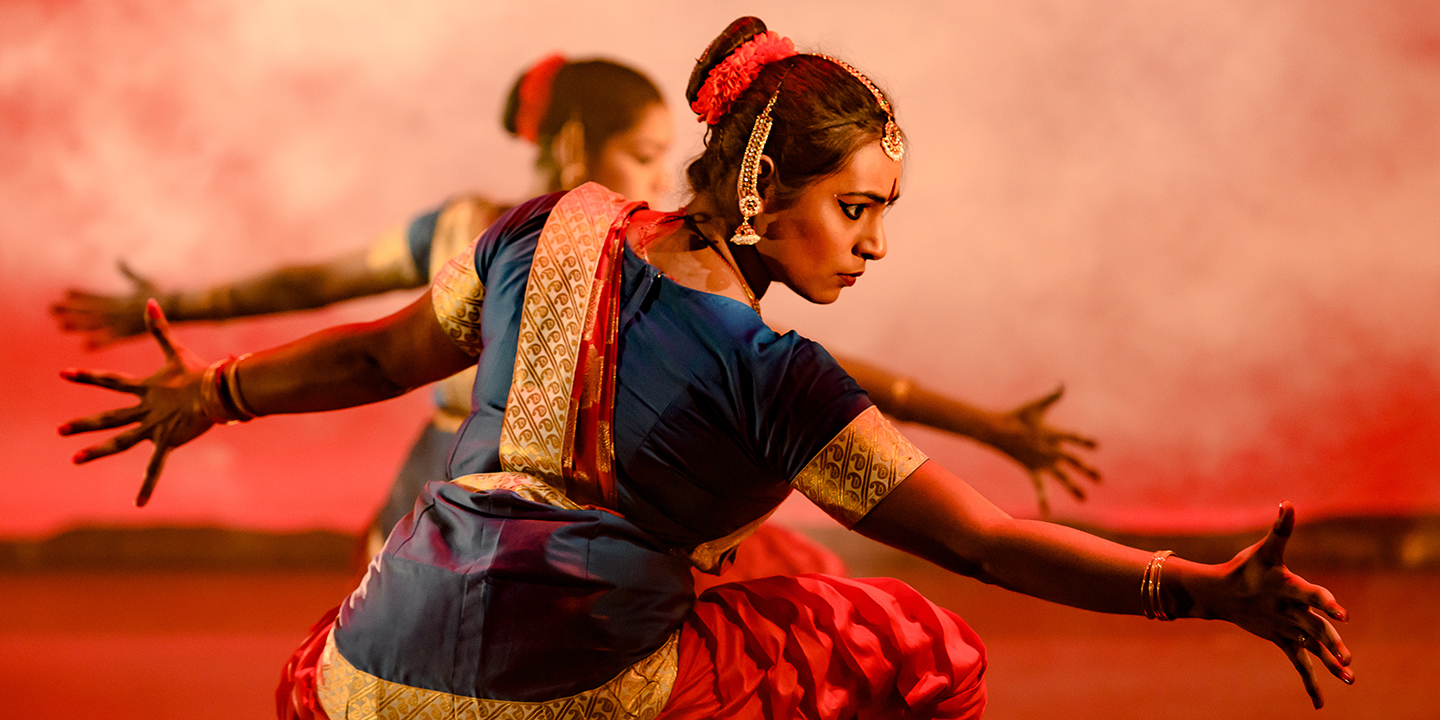 A New Approach to Traditional Indian Dance Performances